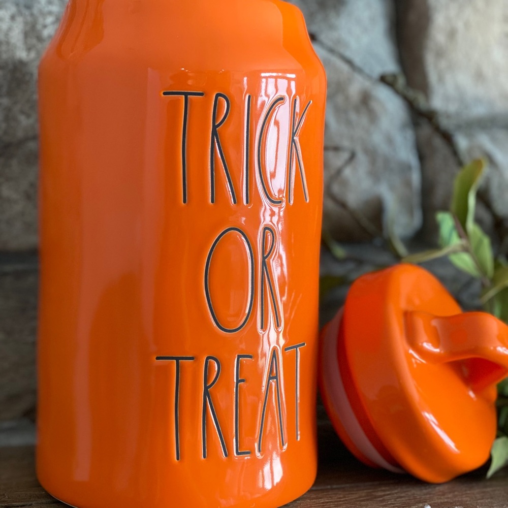 2020 trick or treat